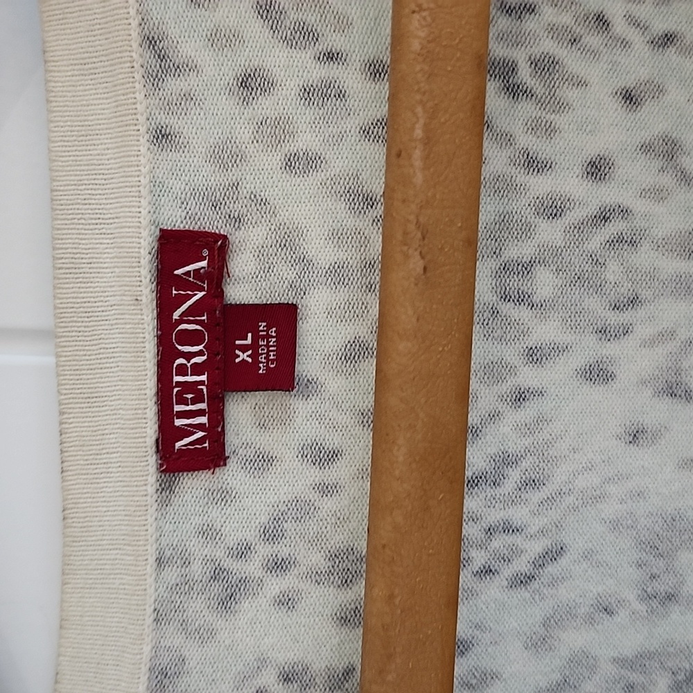 MERONA Multi-Color Buttoned Cardigan - Picture 2 of 5